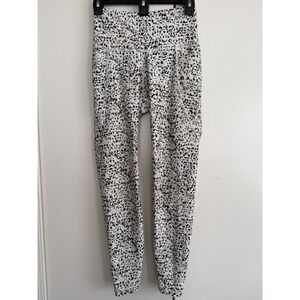 Old Navy Active PowerSoft Leopard Print Leggings Womens Size Small Black White